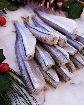 Smelt fish boneless raw